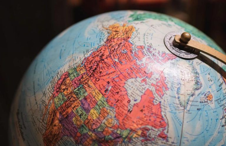 Bitcoin’s U.S. demand signal flickers back after crash